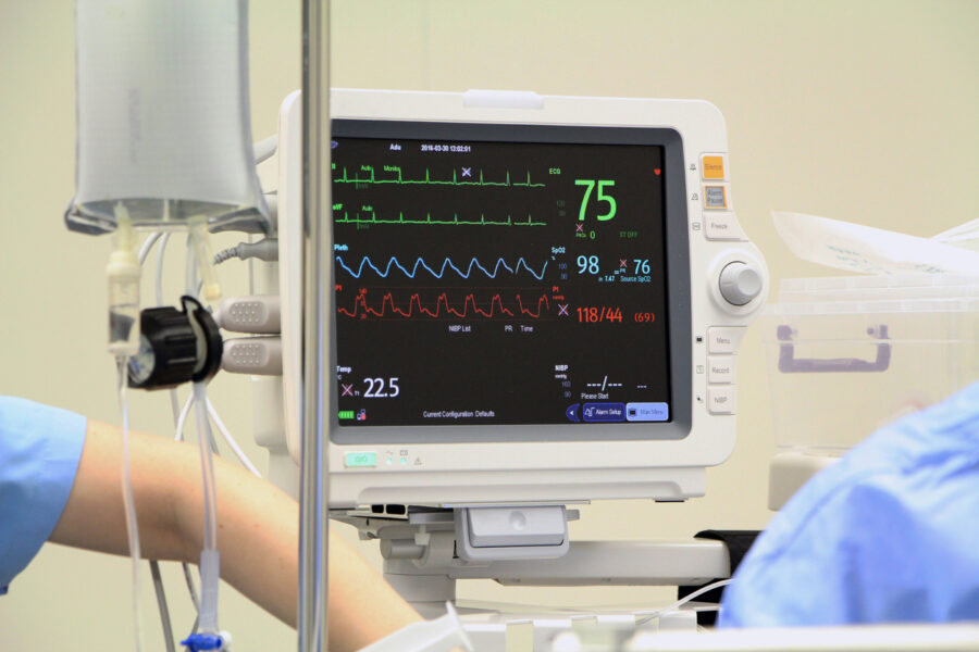 Pression Invasive Arterial Line – Clinical Use, Indications and Complications - The ...